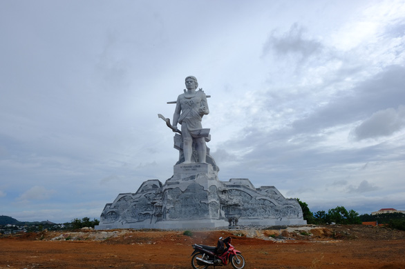 Đắk Nông hoàn thành tượng đài N’Trang Lơng 167 tỉ đồng - Ảnh 2.