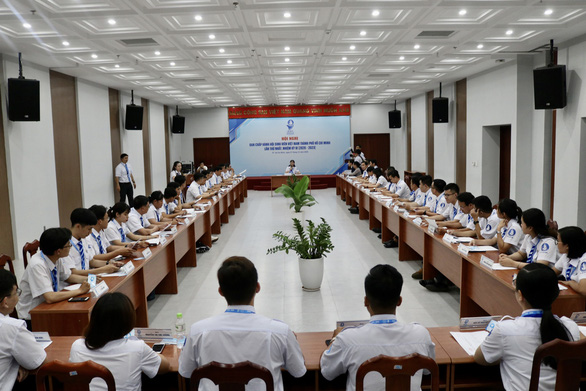 Chị Phan Thị Thanh Phương tái đắc cử chủ tịch Hội Sinh viên VN TP.HCM - Ảnh 8.