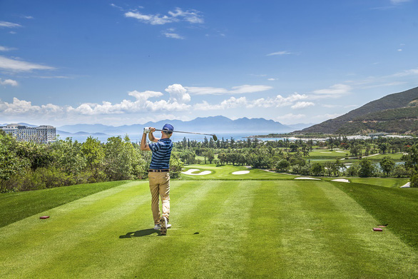 Vinpearl Golf đồng hành cùng CNN quảng bá du lịch Việt Nam - Ảnh 1. Vinpearl Golf đồng hành cùng CNN quảng bá du lịch Việt Nam - Ảnh 1.