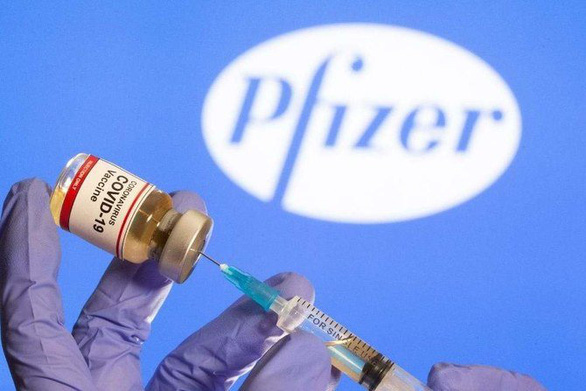 Bahrain là nước thứ hai phê chuẩn vắc xin COVID-19 của Pfizer-BioNTech - Ảnh 1.