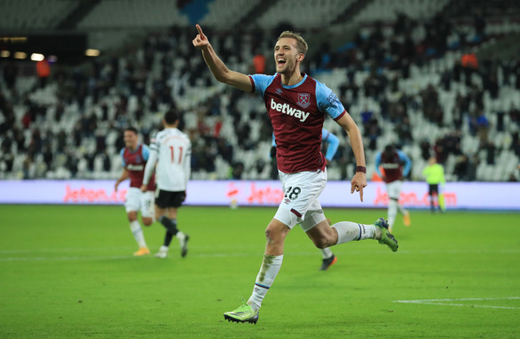 Bùng nổ trong hiệp 2, Man Utd thắng ngược ấn tượng West Ham - Ảnh 1. Bùng nổ trong hiệp 2, Man Utd thắng ngược ấn tượng West Ham - Ảnh 1.