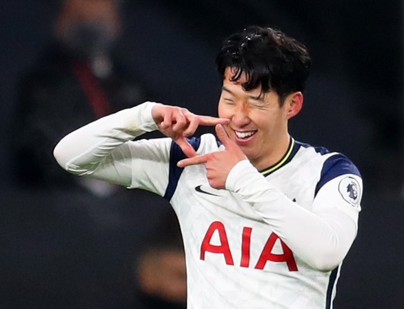Son Heung-Min ghi siêu phẩm sút xa, Tottenham thắng thuyết phục Arsenal - Ảnh 1. Son Heung-Min ghi siêu phẩm sút xa, Tottenham thắng thuyết phục Arsenal - Ảnh 1.