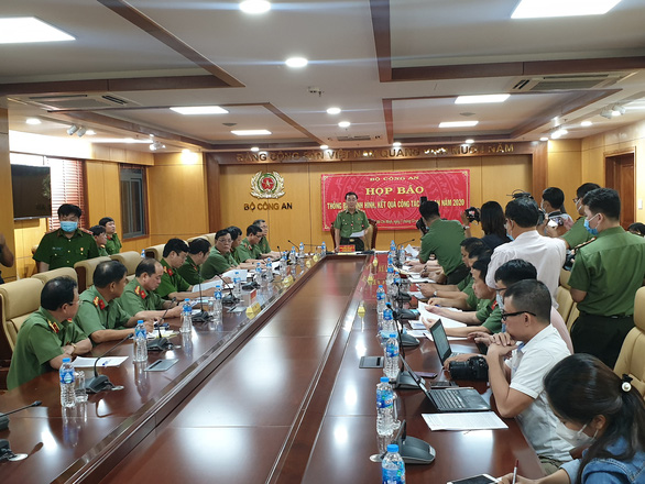 Giám đốc Công an TP.HCM nói về vụ bắt 8 cán bộ Công an phường Phú Thọ Hòa - Ảnh 2.