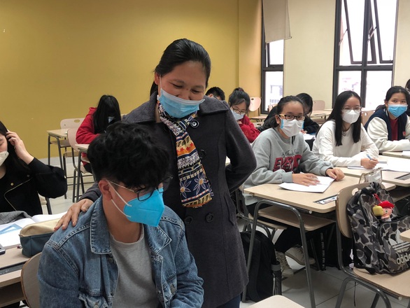 Hà Nội: Phụ huynh tự cho con nghỉ học do sợ lây virus corona - Ảnh 2. Hà Nội: Phụ huynh tự cho con nghỉ học do sợ lây virus corona - Ảnh 2.