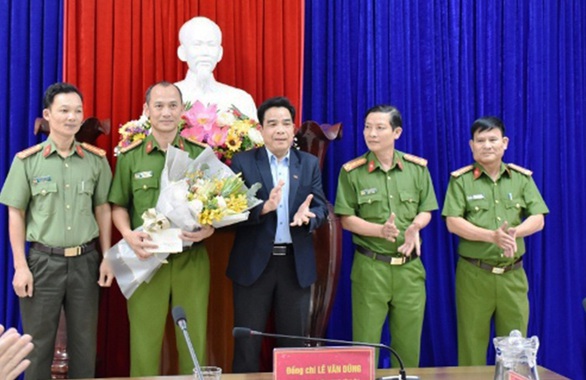 Triệt phá đường dây đánh bạc qua mạng hơn 40 tỉ đồng - Ảnh 1. Triệt phá đường dây đánh bạc qua mạng hơn 40 tỉ đồng - Ảnh 1.