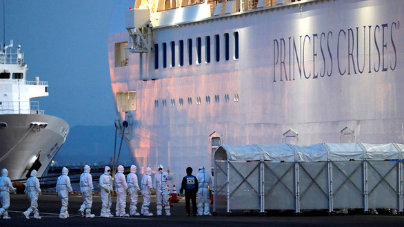 Cuộc sống bên trong tàu Diamond Princess bị cách ly - Ảnh 5. Cuộc sống bên trong tàu Diamond Princess bị cách ly - Ảnh 5.