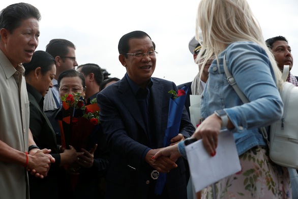 Ông Hun Sen lên tiếng về quyết định cho du thuyền Westerdam cập cảng - Ảnh 1. Ông Hun Sen lên tiếng về quyết định cho du thuyền Westerdam cập cảng - Ảnh 1.