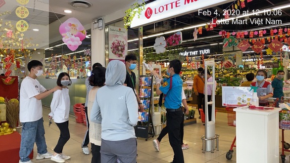 COVID-19 và phản ứng của Lotte Mart Việt Nam - Ảnh 2. COVID-19 và phản ứng của Lotte Mart Việt Nam - Ảnh 2.