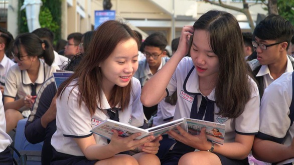 Xét tuyển đại học trước bối cảnh COVID-19: thí sinh chuẩn bị gì? - Ảnh 1. Xét tuyển đại học trước bối cảnh COVID-19: thí sinh chuẩn bị gì? - Ảnh 1.