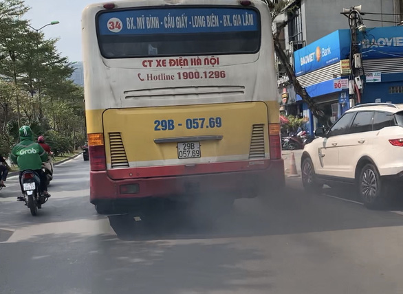 Ô nhiễm không khí tại Hà Nội vượt qua Bắc Kinh - Ảnh 1.
