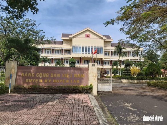 9 ứng viên tham gia thí điểm tuyển chọn bí thư Huyện ủy ở Đắk Lắk - Ảnh 1. 9 ứng viên tham gia thí điểm tuyển chọn bí thư Huyện ủy ở Đắk Lắk - Ảnh 1.