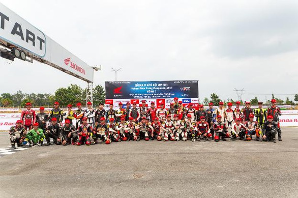 Honda Việt Nam thắp lửa đam mê tốc độ cho đua xe thể thao - Ảnh 2. Honda Việt Nam thắp lửa đam mê tốc độ cho đua xe thể thao - Ảnh 2.