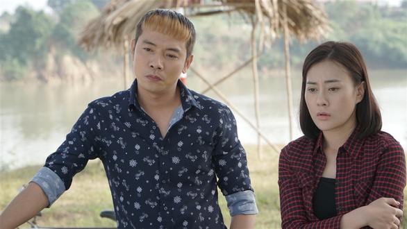 Bị cưỡng bức trong Cô gái nhà người ta: Thì mày nhịn đi một tí đã làm sao! - Ảnh 7. Bị cưỡng bức trong Cô gái nhà người ta: Thì mày nhịn đi một tí đã làm sao! - Ảnh 7.