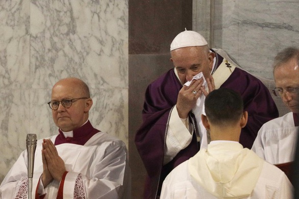 Giáo hoàng Francis hủy các sự kiện chính ngày thứ ba liên tiếp - Ảnh 1. Giáo hoàng Francis hủy các sự kiện chính ngày thứ ba liên tiếp - Ảnh 1.