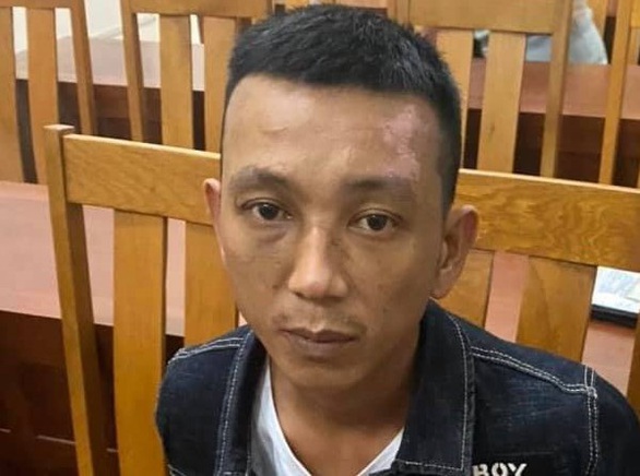 Bắt nam thanh niên đâm chết người do mâu thuẫn trên sòng bầu cua - Ảnh 1. Bắt nam thanh niên đâm chết người do mâu thuẫn trên sòng bầu cua - Ảnh 1.