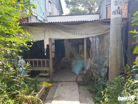 Cụ ông U90 đề nghị xã xóa nghèo để nhường cho người khác - Ảnh 1. Cụ ông U90 đề nghị xã xóa nghèo để nhường cho người khác - Ảnh 1.