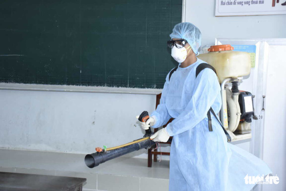 Cháu bé Trung Quốc bị ho sốt, âm tính với virus corona - Ảnh 2. Cháu bé Trung Quốc bị ho sốt, âm tính với virus corona - Ảnh 2.