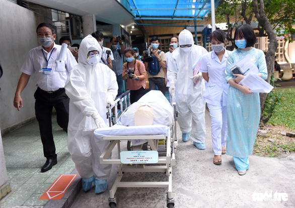 Bệnh viện Thống Nhất diễn tập ứng phó dịch virus corona - Ảnh 1. Bệnh viện Thống Nhất diễn tập ứng phó dịch virus corona - Ảnh 1.