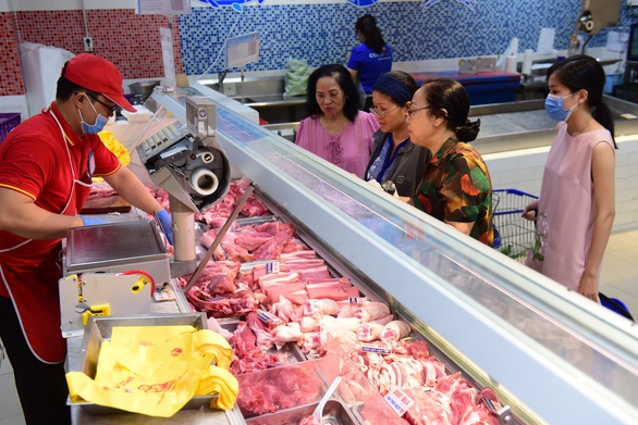 Thực phẩm tại Saigon Co.op ổn định giữa mùa dịch - Ảnh 1. Thực phẩm tại Saigon Co.op ổn định giữa mùa dịch - Ảnh 1.