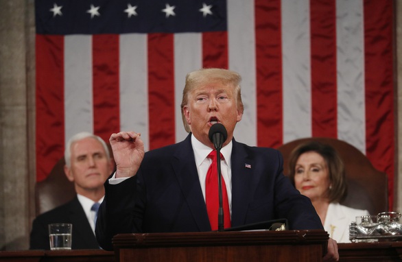 Ông Trump: Mỹ và Trung Quốc đang phối hợp chống dịch virus corona - Ảnh 1. Ông Trump: Mỹ và Trung Quốc đang phối hợp chống dịch virus corona - Ảnh 1.
