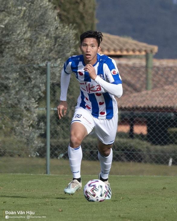 Văn Hậu đá 90 phút ấn tượng giúp Jong Heerenveen đè bẹp Jong Feyenoord - Ảnh 1. Văn Hậu đá 90 phút ấn tượng giúp Jong Heerenveen đè bẹp Jong Feyenoord - Ảnh 1.