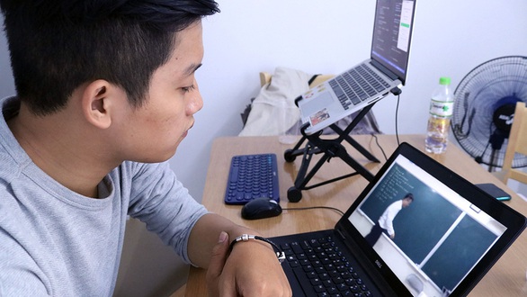 Giữa thời dịch corona, trường học dùng E-Learning sao cho hiệu quả? - Ảnh 1. Giữa thời dịch corona, trường học dùng E-Learning sao cho hiệu quả? - Ảnh 1.