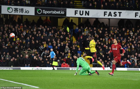 Sốc: Liverpool thảm bại 0-3 trước đội áp chót bảng Watford - Ảnh 2. Sốc: Liverpool thảm bại 0-3 trước đội áp chót bảng Watford - Ảnh 2.