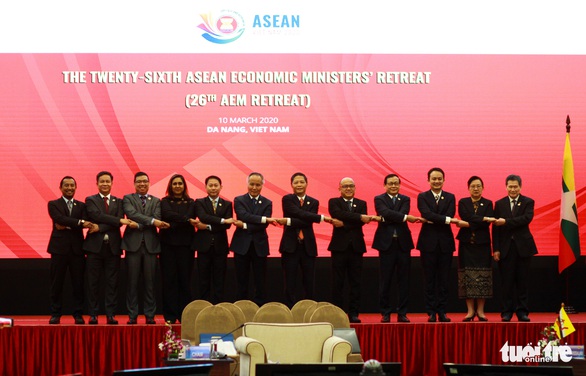 Tăng gấp đôi thương mại nội khối ASEAN trong năm 2025 - Ảnh 1. Tăng gấp đôi thương mại nội khối ASEAN trong năm 2025 - Ảnh 1.