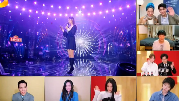 Show Singer nổi tiếng của Trung Quốc phải cho nghệ sĩ hát ở quê nhà vì COVID-19 - Ảnh 3. Show Singer nổi tiếng của Trung Quốc phải cho nghệ sĩ hát ở quê nhà vì COVID-19 - Ảnh 3.