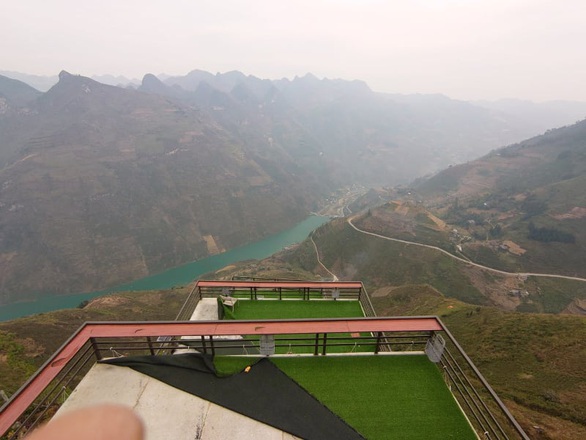 Panorama trên Mã Pì Lèng sẽ chỉ cắt một tầng trên mặt đất - Ảnh 4. Panorama trên Mã Pì Lèng sẽ chỉ cắt một tầng trên mặt đất - Ảnh 4.