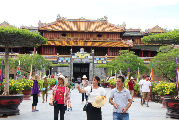 Huế, Quảng Bình dừng đón khách tham quan để chống dịch COVID-19 - Ảnh 1. Huế, Quảng Bình dừng đón khách tham quan để chống dịch COVID-19 - Ảnh 1.