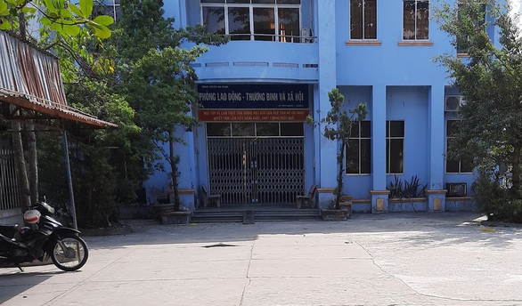 Điều tra 1 trưởng phòng lao động ở Kiên Giang ăn tiền Tết của hộ nghèo - Ảnh 1. Điều tra 1 trưởng phòng lao động ở Kiên Giang ăn tiền Tết của hộ nghèo - Ảnh 1.