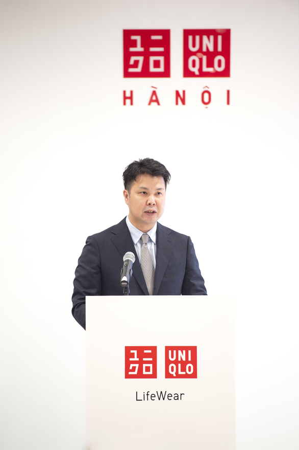 Tổng giám đốc UNIQLO Việt Nam: Sẽ đẩy nhanh việc mở thêm các cửa hàng tại Việt Nam - Ảnh 1. Tổng giám đốc UNIQLO Việt Nam: Sẽ đẩy nhanh việc mở thêm các cửa hàng tại Việt Nam - Ảnh 1.