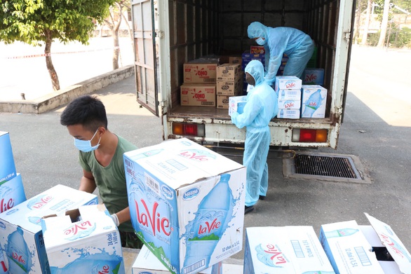 Saigon Co.op đảm bảo lương thực, thực phẩm cho bệnh viện dã chiến - Ảnh 1. Saigon Co.op đảm bảo lương thực, thực phẩm cho bệnh viện dã chiến - Ảnh 1.