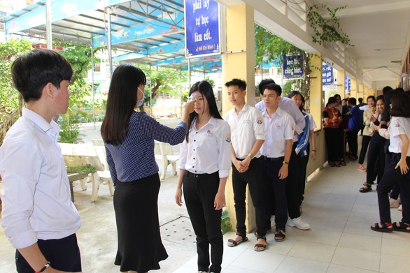 Nhiều tỉnh thành tiếp tục cho học sinh nghỉ sau khi thông báo học lại - Ảnh 3. Nhiều tỉnh thành tiếp tục cho học sinh nghỉ sau khi thông báo học lại - Ảnh 3.