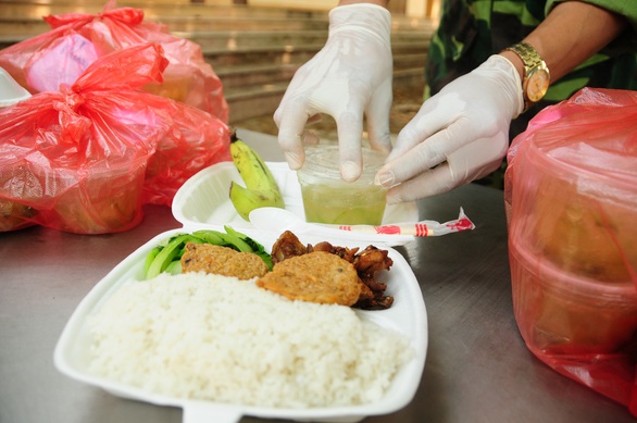Doanh trại quân đội mở cửa đón kiều bào về tránh dịch - Ảnh 3. Doanh trại quân đội mở cửa đón kiều bào về tránh dịch - Ảnh 3.