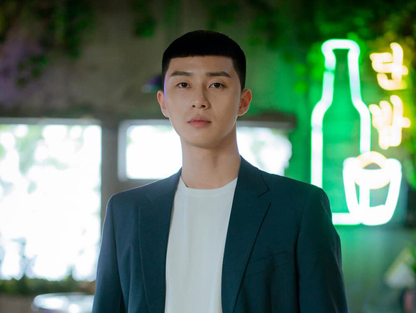 Itaewon Class: Cách vĩ đại nhất để trả thù chính là hóa giải hận thù - Ảnh 7. Itaewon Class: Cách vĩ đại nhất để trả thù chính là hóa giải hận thù - Ảnh 7.