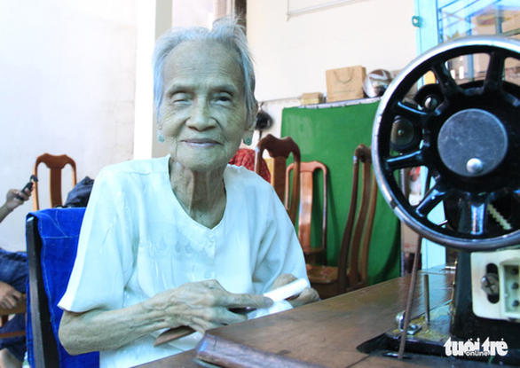 Mẹ Việt Nam anh hùng Ngô Thị Quýt: ‘Tui thấy giúp được chi thì giúp thôi’ - Ảnh 1. Mẹ Việt Nam anh hùng Ngô Thị Quýt: ‘Tui thấy giúp được chi thì giúp thôi’ - Ảnh 1.