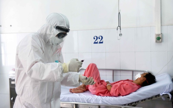 TP.HCM: 7 bệnh nhân COVID-19 có kết quả âm tính 2 lần, sắp ra viện - Ảnh 1. TP.HCM: 7 bệnh nhân COVID-19 có kết quả âm tính 2 lần, sắp ra viện - Ảnh 1.