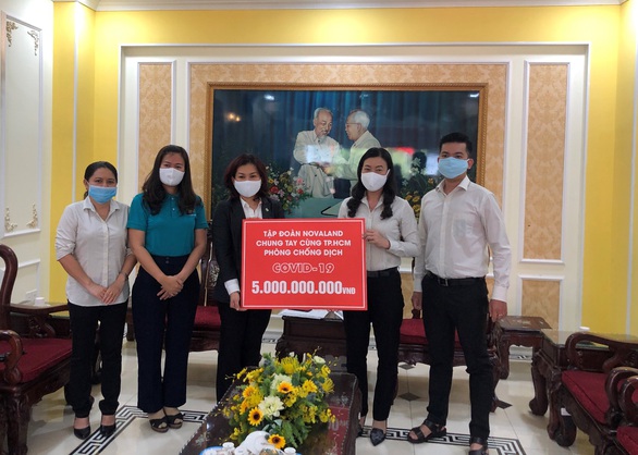 Doanh nghiệp chụm lại phòng chống dịch - Ảnh 1. Doanh nghiệp chụm lại phòng chống dịch - Ảnh 1.