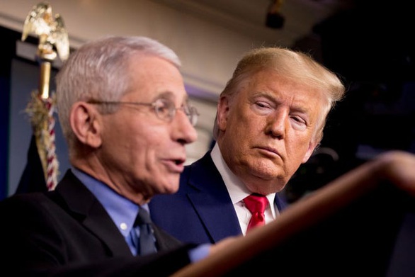 Nhà Trắng ngăn bác sĩ Anthony Fauci điều trần trước quốc hội về phản ứng dịch bệnh - Ảnh 1. Nhà Trắng ngăn bác sĩ Anthony Fauci điều trần trước quốc hội về phản ứng dịch bệnh - Ảnh 1.