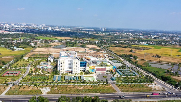 Xài hết 600.000 tỉ đồng, dân bớt khó khăn - Ảnh 1. Xài hết 600.000 tỉ đồng, dân bớt khó khăn - Ảnh 1.