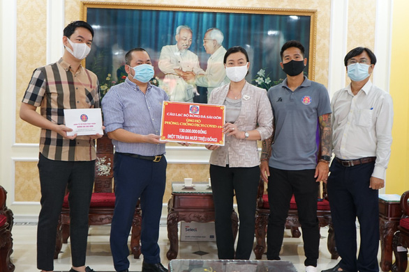 CLB Sài Gòn ủng hộ 130 triệu đồng để phòng, chống dịch COVID-19 - Ảnh 1.