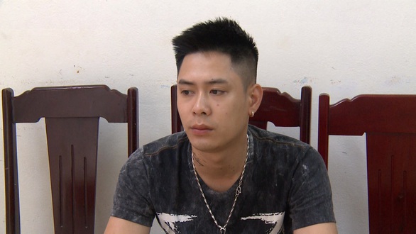 Đeo khẩu trang che mặt cướp hàng loạt vụ trong nhiều năm trên quốc lộ 1 - Ảnh 1. Đeo khẩu trang che mặt cướp hàng loạt vụ trong nhiều năm trên quốc lộ 1 - Ảnh 1.