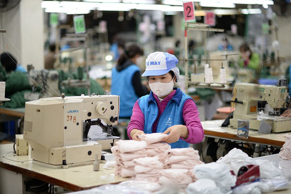 Bộ Công thương khuyến cáo thận trọng đầu tư quy mô lớn sản xuất khẩu trang vải - Ảnh 1. Bộ Công thương khuyến cáo thận trọng đầu tư quy mô lớn sản xuất khẩu trang vải - Ảnh 1.