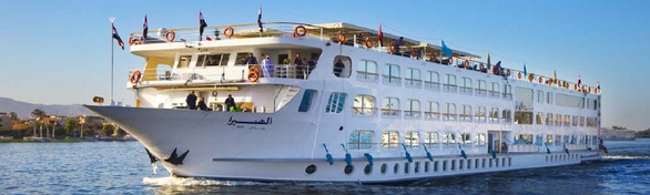 Một du thuyền trên sông Nile có 44 ca dương tính với virus SARS-CoV-2 - Ảnh 2. Một du thuyền trên sông Nile có 44 ca dương tính với virus SARS-CoV-2 - Ảnh 2.