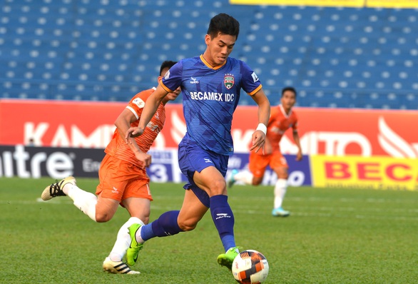 Bình Dương thắng sát nút Đà Nẵng ở trận mở màn V-League 2020 - Ảnh 3. Bình Dương thắng sát nút Đà Nẵng ở trận mở màn V-League 2020 - Ảnh 3.