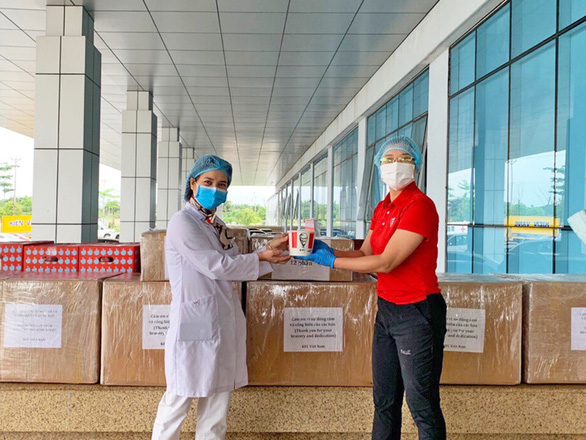 KFC Việt Nam chung tay phòng chống, kiểm soát dịch bệnh - Ảnh 2.