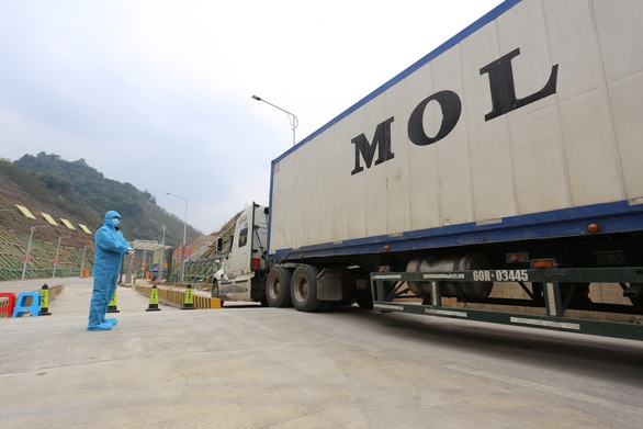 Đề nghị Trung Quốc kéo dài thời gian thông quan để gỡ khó cho xuất khẩu nông sản - Ảnh 1. Đề nghị Trung Quốc kéo dài thời gian thông quan để gỡ khó cho xuất khẩu nông sản - Ảnh 1.