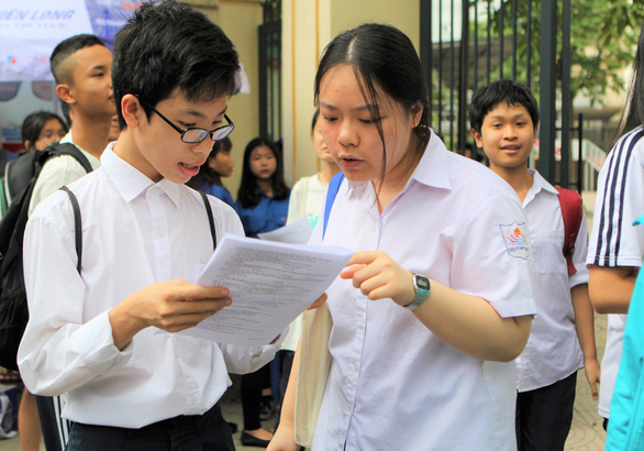 Tuyển sinh vào lớp 10 ở Hà Nội: chỉ thi 3 môn, bỏ môn thứ 4 - Ảnh 1.